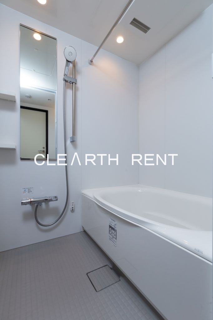 バス・シャワールーム　広々としたお風呂