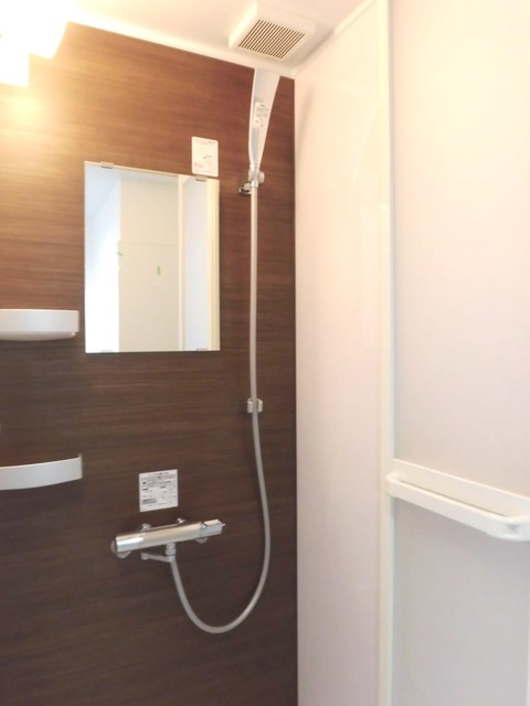 バス・シャワールーム　シャワールーム