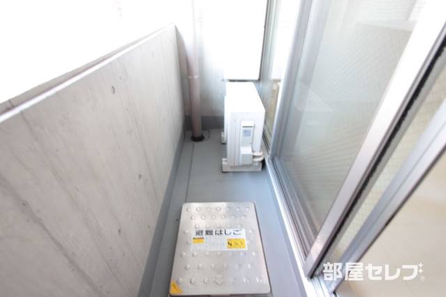 バルコニー　バルコニーも広々