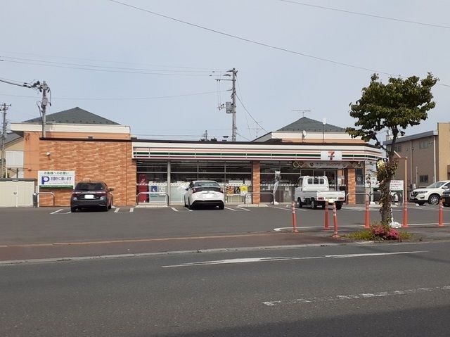 コンビニ　セブンイレブン原ノ町駅前店（コンビニ）まで850m