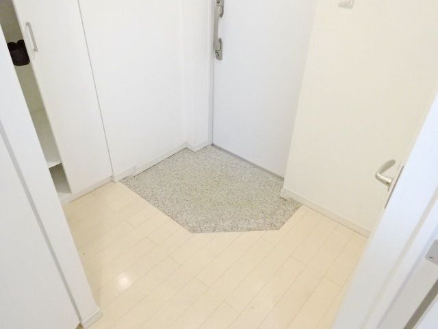 玄関　★広い玄関スペース★