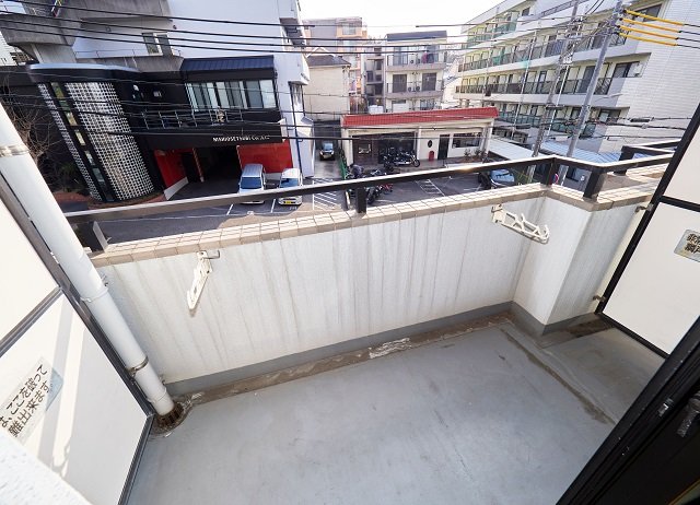バルコニー　南面バルコニー