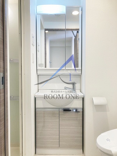 洗面設備　洗面台です。