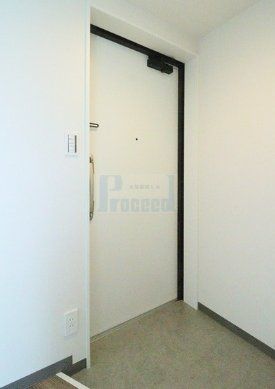 玄関　広々とした玄関部分