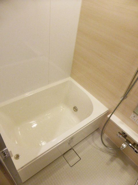 バス・シャワールーム　日々の暮らしに欠かせないお風呂です