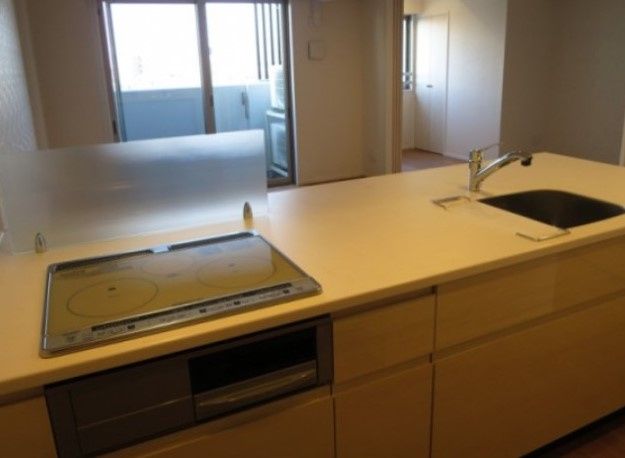 キッチン　☆使いやすいシステムキッチン☆