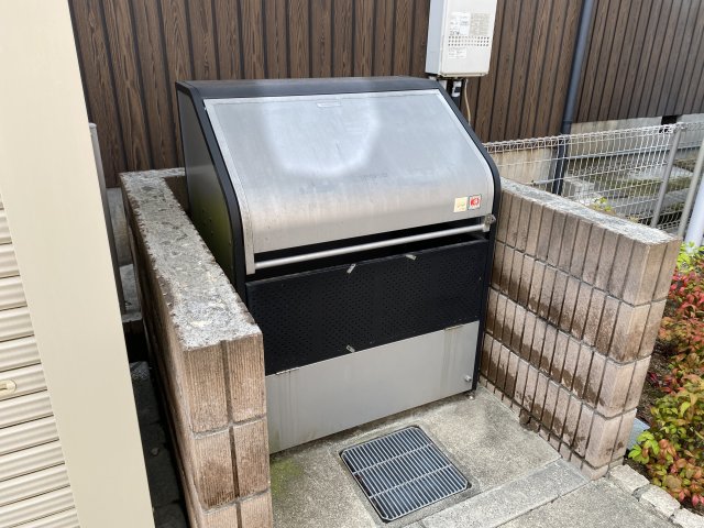 その他　ゴミ捨て場（その他）まで5m