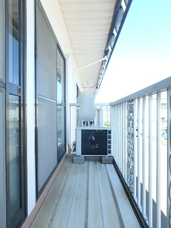 バルコニー　図面と現状に相違がある場合には現状を優先