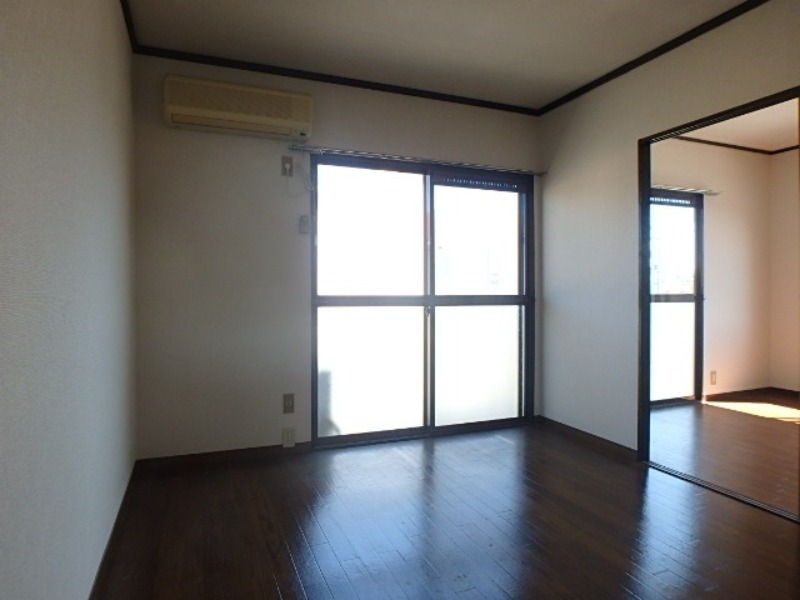 居室・リビング　図面と現状に相違がある場合には現状を優先