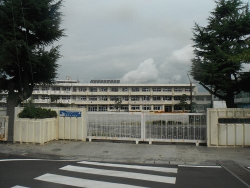 小学校　石巻市立住吉小学校（小学校）まで770m