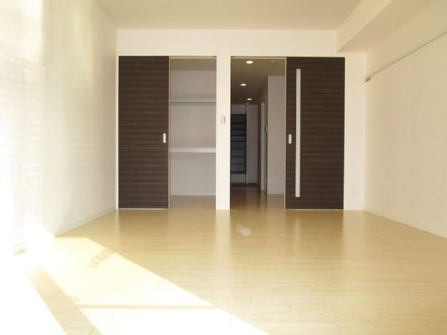 居室・リビング　別室参考写真