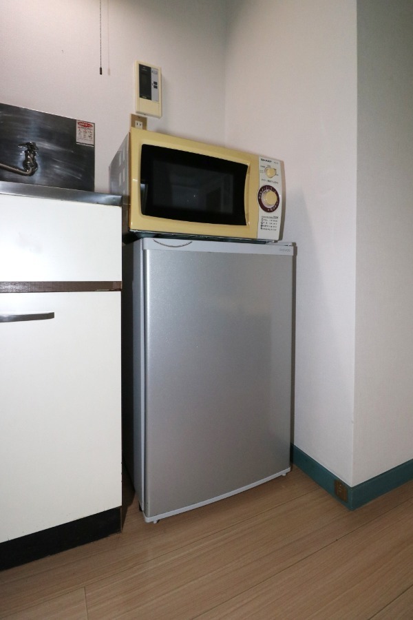 キッチン　冷蔵庫・電子レンジ