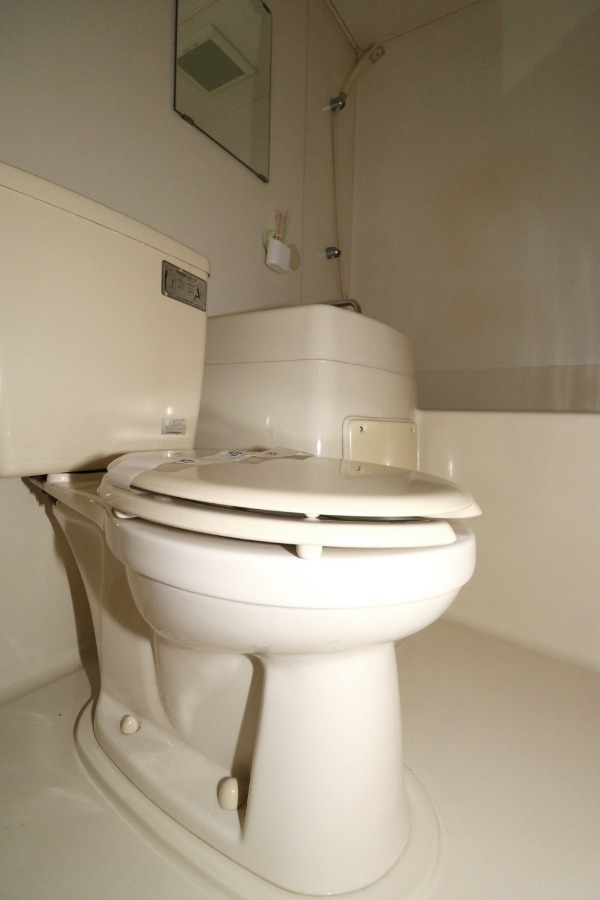 トイレ　トイレ