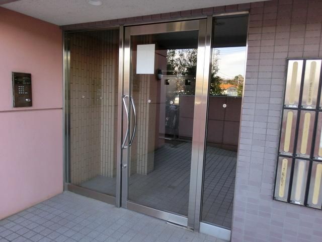 エントランス　★お洒落なエントランススペースです★