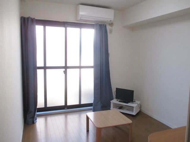 居室・リビング　★日当たり良好な設備の充実した居室です★