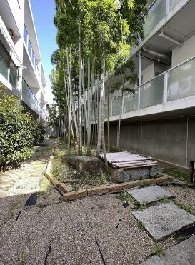 エントランス　渓山館