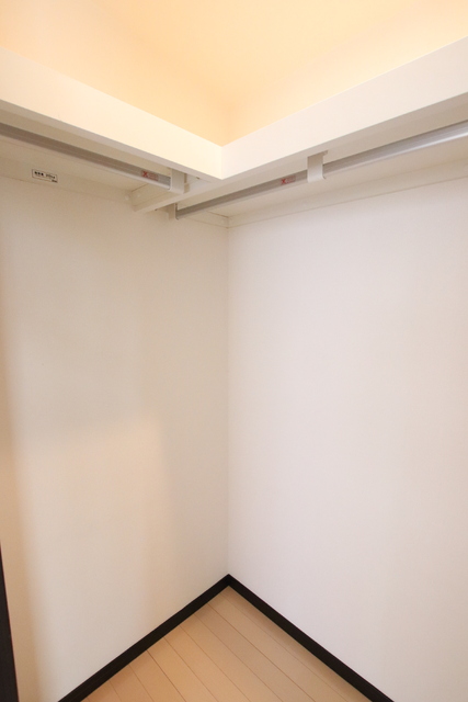 収納　ウォークインクローゼットです♪