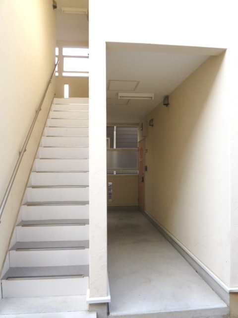 エントランス　★建物入口★