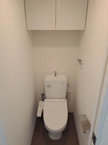 トイレ　キレイな個室空間です