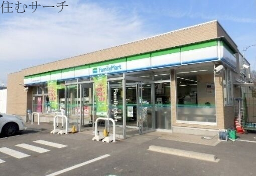 コンビニ　ファミリーマート四日市あかつき台北店（コンビニ）まで4414m