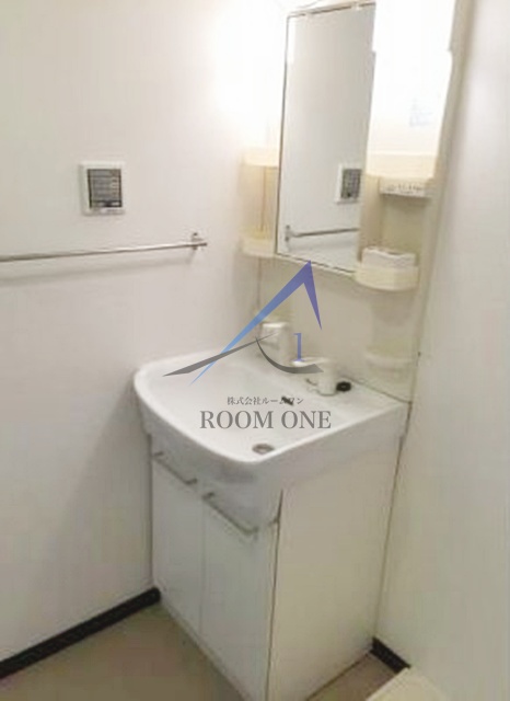 洗面設備　洗面台です。