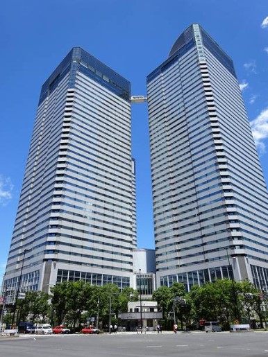 ショッピングセンター　晴海トリトン（ショッピングセンター）まで540m