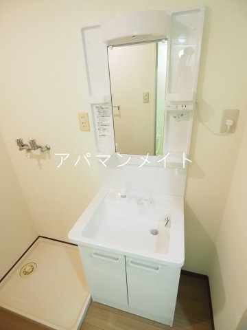 洗面設備　洗面所です