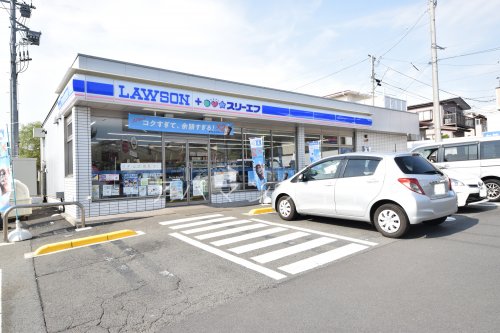 コンビニ　ローソンＬＡＷＳＯＮ＋スリーエフ泉中田西店（コンビニ）まで575m