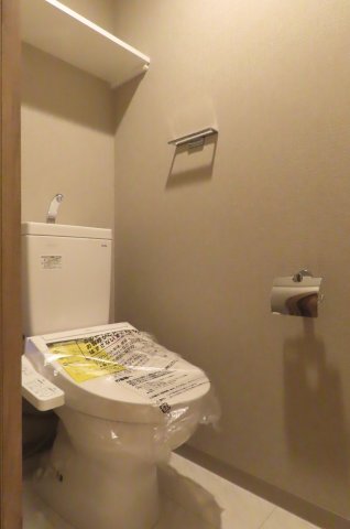 トイレ　別号室参考写真