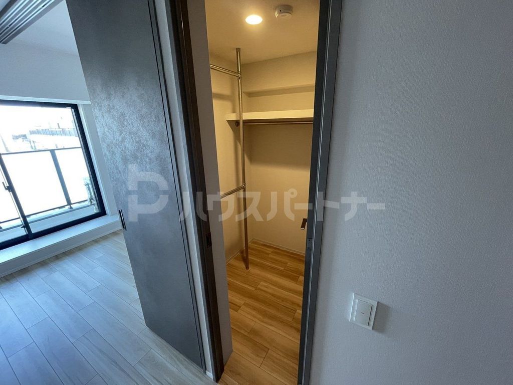 収納　バルコニー