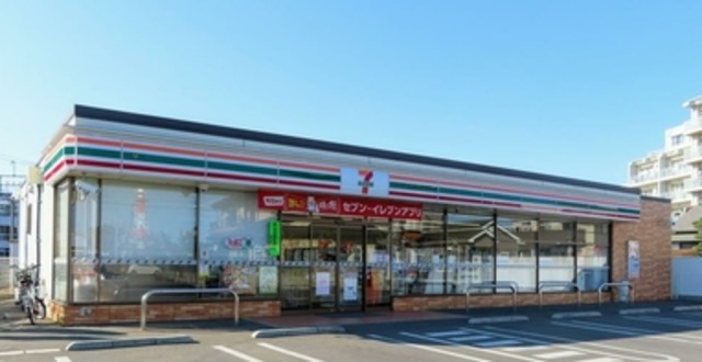 コンビニ　セブンイレブン柏豊四季駅東店（コンビニ）まで166m