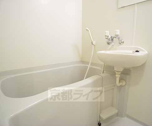 バス・シャワールーム　嬉しいセパレートタイプ