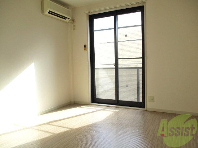 その他部屋・スペース　南向きっていいですね。やっぱり明るさが違いますよねー