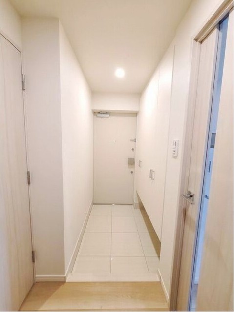 玄関　別部屋同仕様