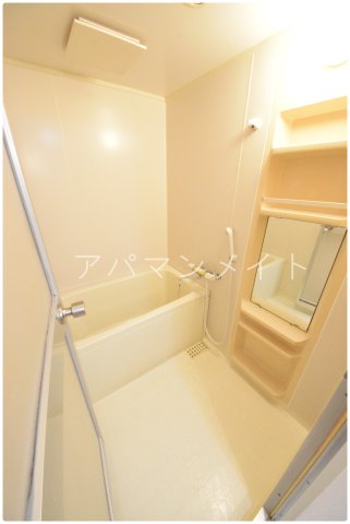 バス・シャワールーム　日々の疲れを癒すお風呂付です