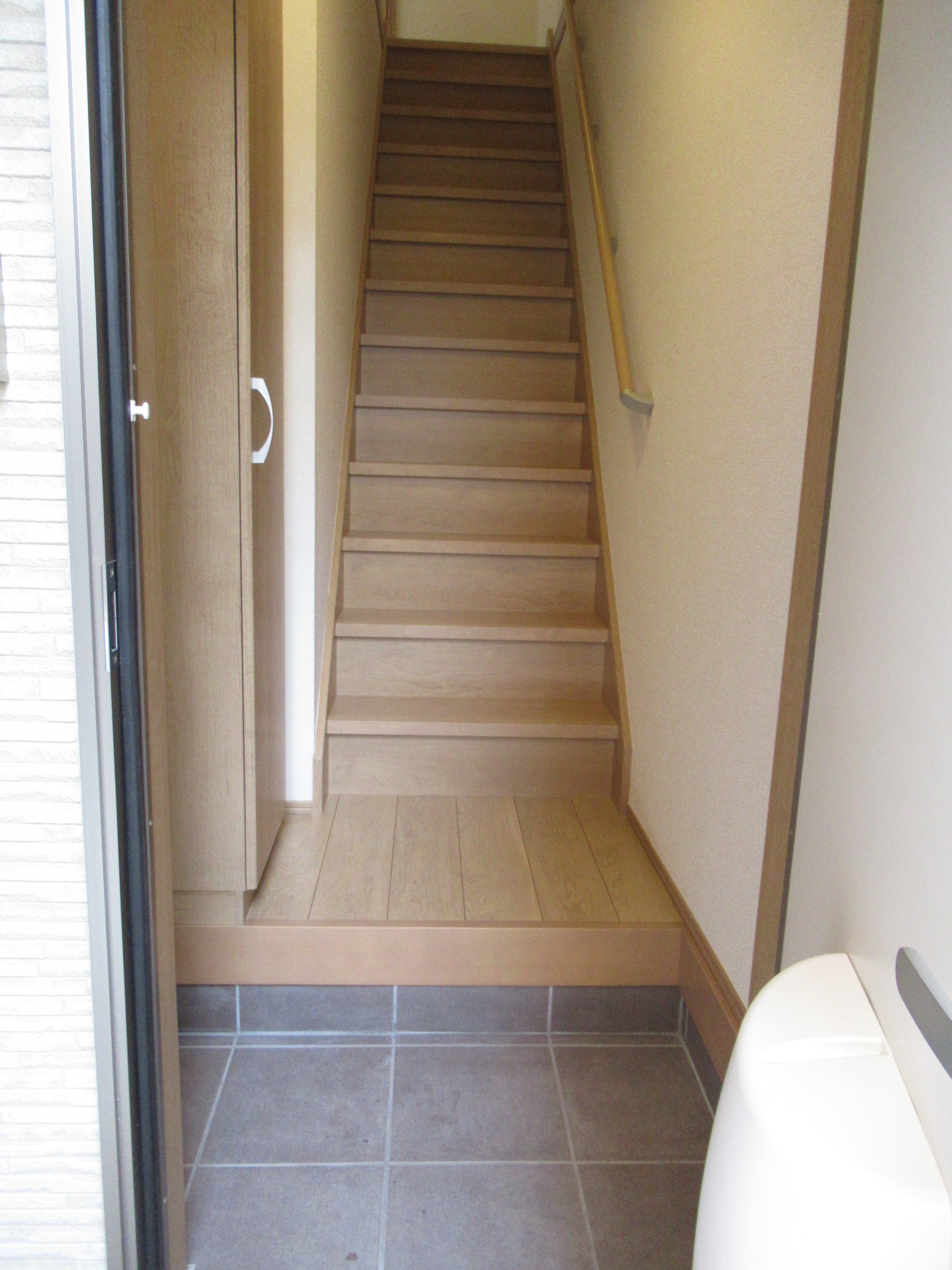 玄関　別室の参考写真となります。