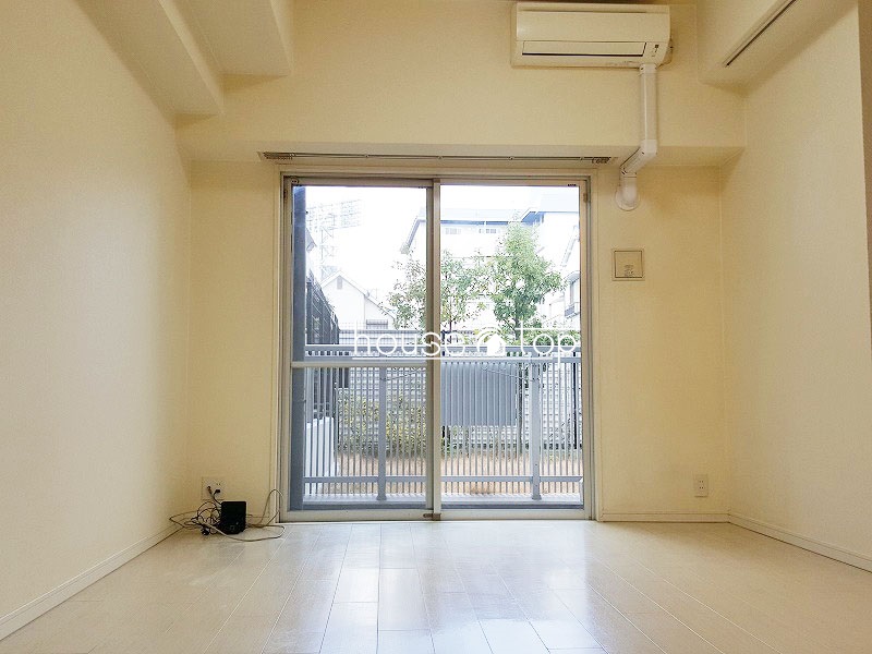 居室・リビング　高級感が漂うモデルルームのような室内です♪