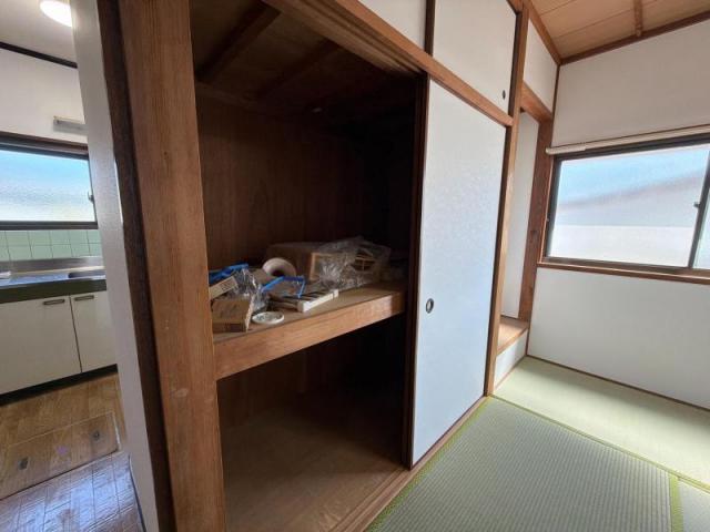 収納