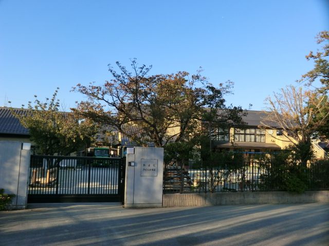 幼稚園・保育園　照蓮院さくら幼稚園（幼稚園・保育園）まで238m