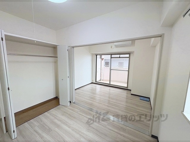 居室・リビング　洋室