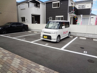 駐車場　ミサワレジデンス門真