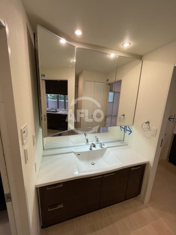 洗面設備　リバーガーデンECOシティアリスの森　独立洗面台