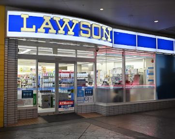 コンビニ　ローソン ユニバーサル・シティウォーク大阪店（コンビニ）まで420m