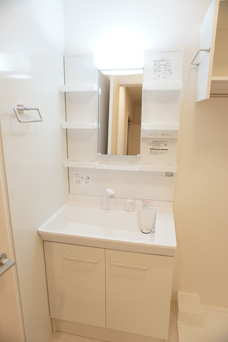 洗面設備　洗髪洗面化粧台