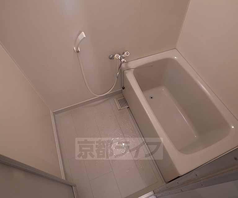 バス・シャワールーム　広々としています。