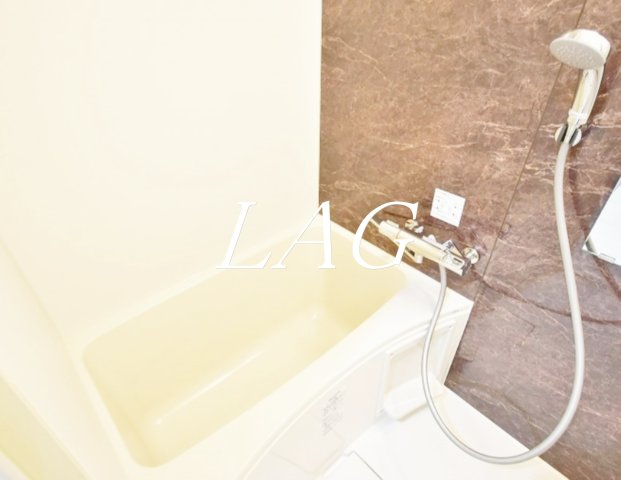 バス・シャワールーム　お風呂です。