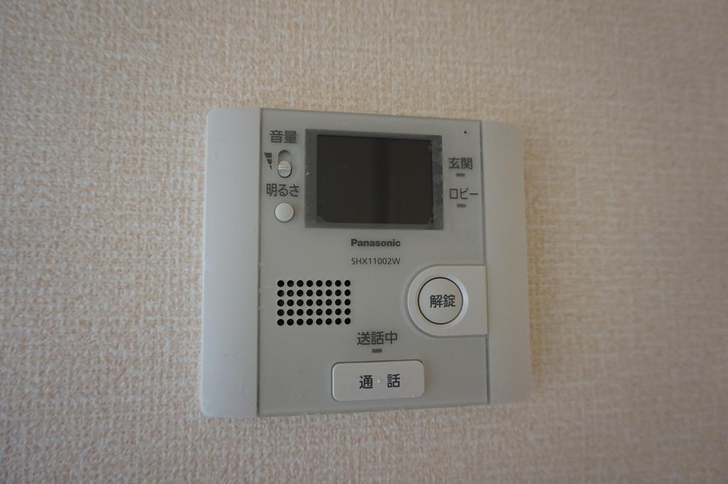 セキュリティ　写真・動画・パノラマは同物件左右反転間取りのものです