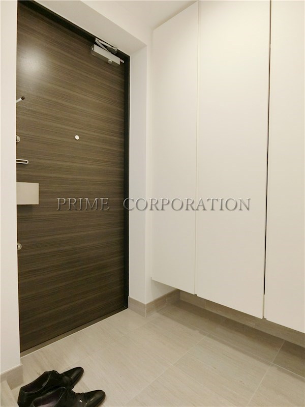 玄関　※参考写真※