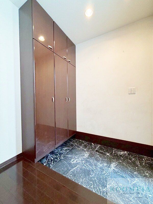 玄関　物件画像