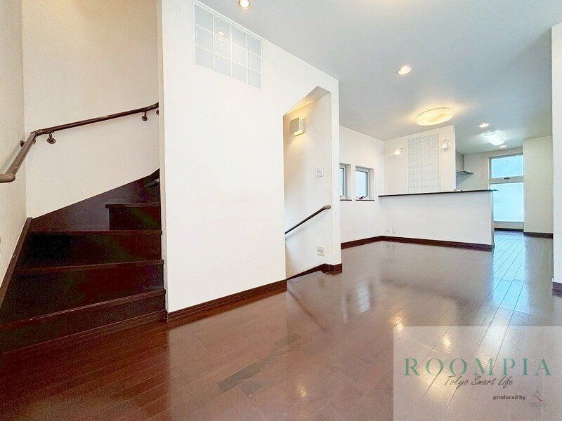 居室・リビング　物件画像